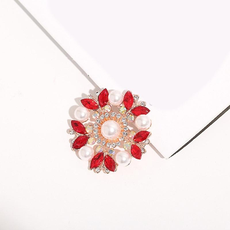 Elegant Crystal Pearls Flower Brooch For Women Vintage Rhinestones Scarf Pin Multi Purpose Jewelry Gift