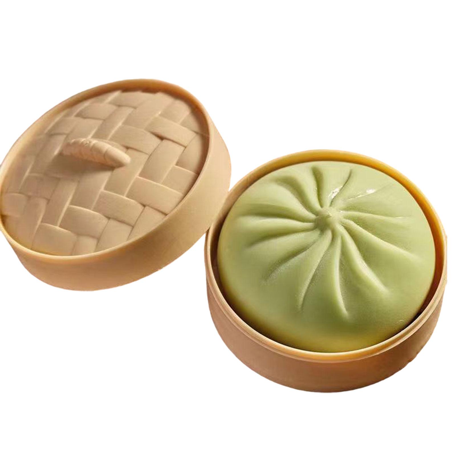 

Stretchy Dumpling Stress Balls with Food Steamer Dumplings Squishies Toys for Adults & Kids зелений