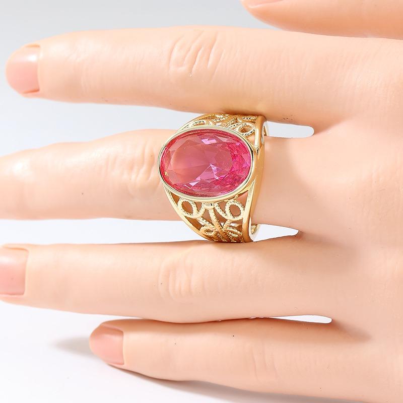 Vintage Inlaid Red CZ Women's Ring Ethnic Gold Color Hand Carving Hollow Daily Wear Party Jewelry Anniversary Gift