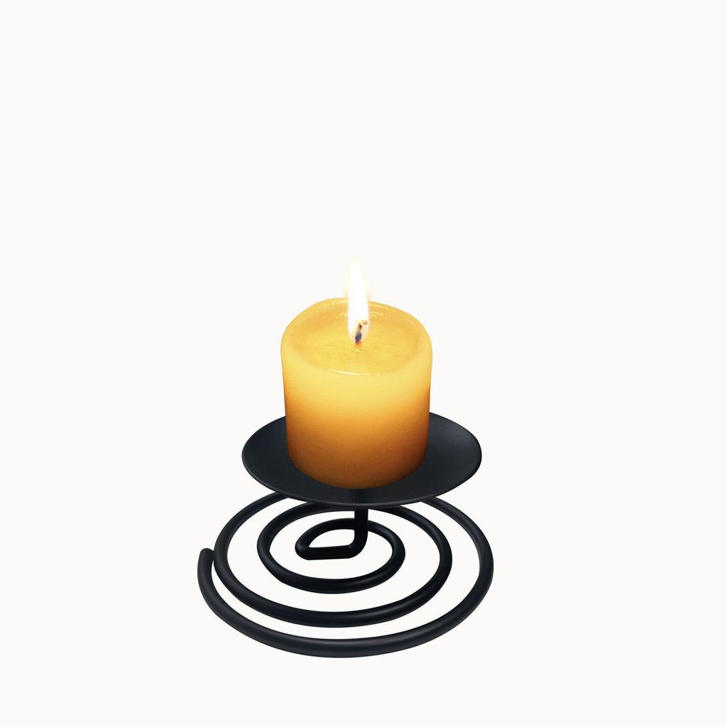 Retro European Metal Candle Holder for Weddings, Birthdays, and Romantic Dinners