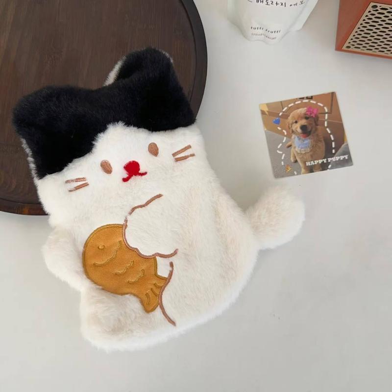 2025 Nový ohřívač břicha Silný plyšový ohřívač rukou Roztomilý kreslený ohřívač na horkou vodu Teplý sáček na vodu Vícebarevný volitelný