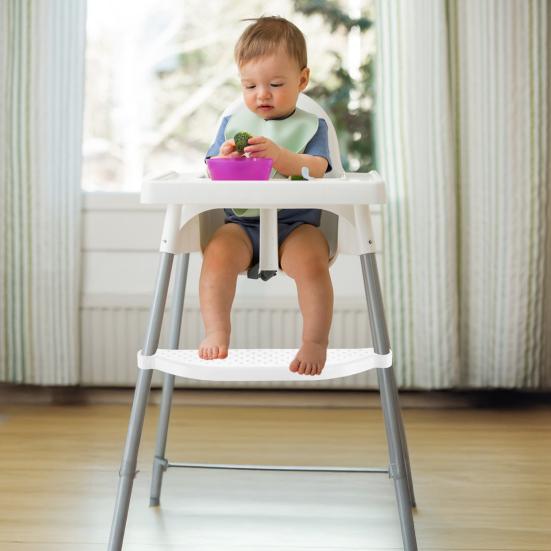Poggiapiedi regolabile per seggiolone, sgabello in plastica antiscivolo per bambini piccoli, accessorio universale per l'alimentazione del bambino per la maggior parte delle sedie da pranzo