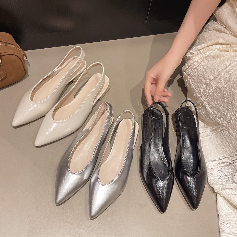 Fashion Matching Skirt Temperament Single Shoes Women Autumn 2025 New Fashion All-match French Closed Toe Sandals
