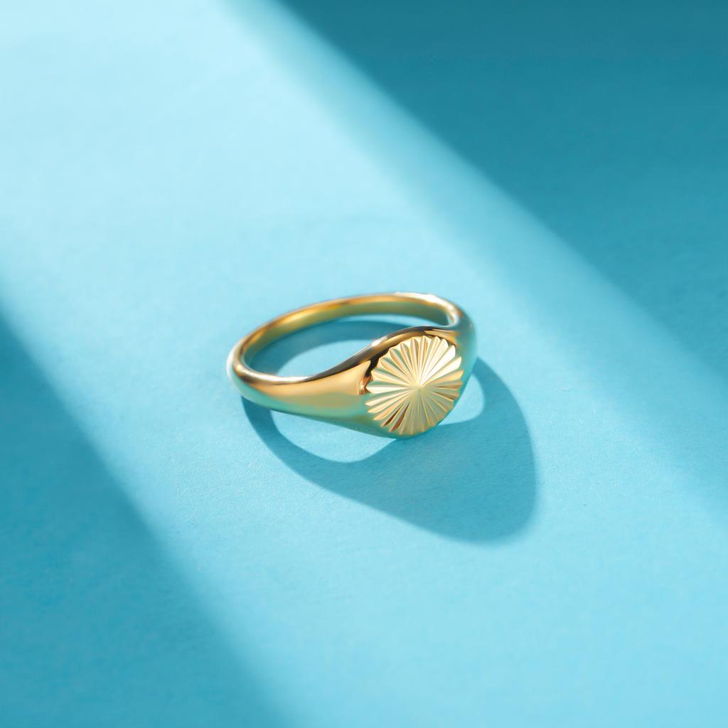 Minimalist Ring for Women and Men Stainless Steel Signet Chunky Dome Ring Gold Plated Wave Rings Dainty Rays Texture Ring