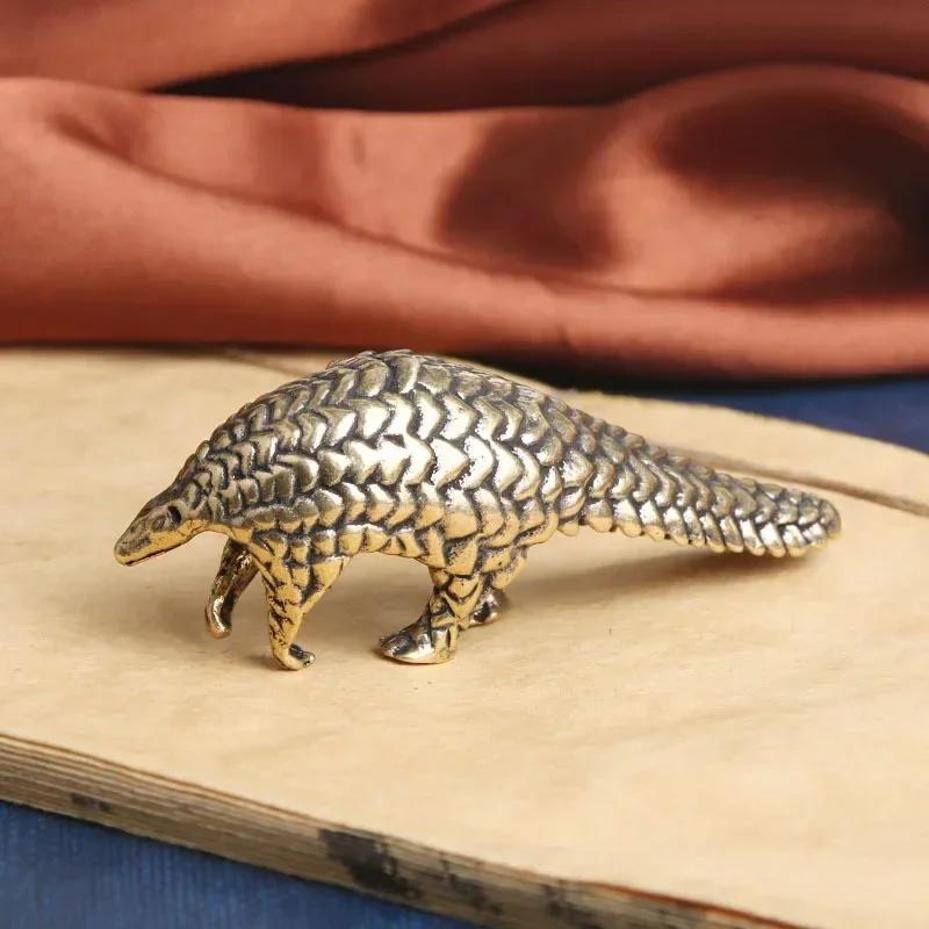 Home Decor Creative Small Crafts Brass Pangolin Figurines Miniatures Vintage Heavy Animal Ornament Statue Gifts Accessories