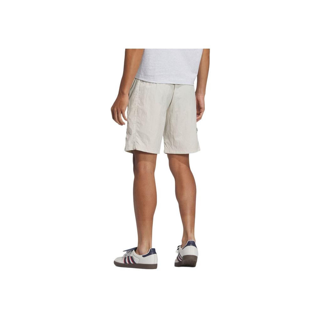 Adidas Originals X Disney Co-Branded HDL Shorts Mid-Waist Embroidered Logo Casual Shorts Men Shorts Clear-Brown JP1416