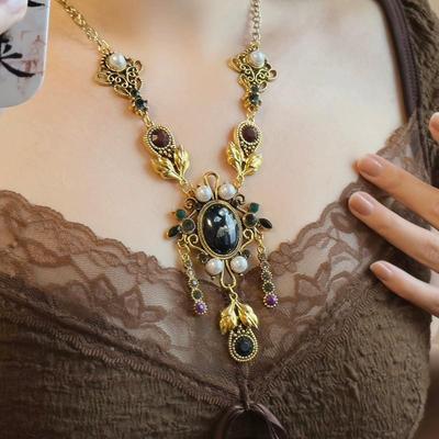 Collana Retro Europea Hanfu con Perle di Cristallo e Ciondolo di Pietra Preziosa per Donna