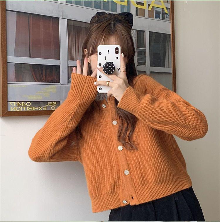Spring Retro Petite Knitted Cardigan – Women's Short Round Neck Sweater with Hong Kong Style