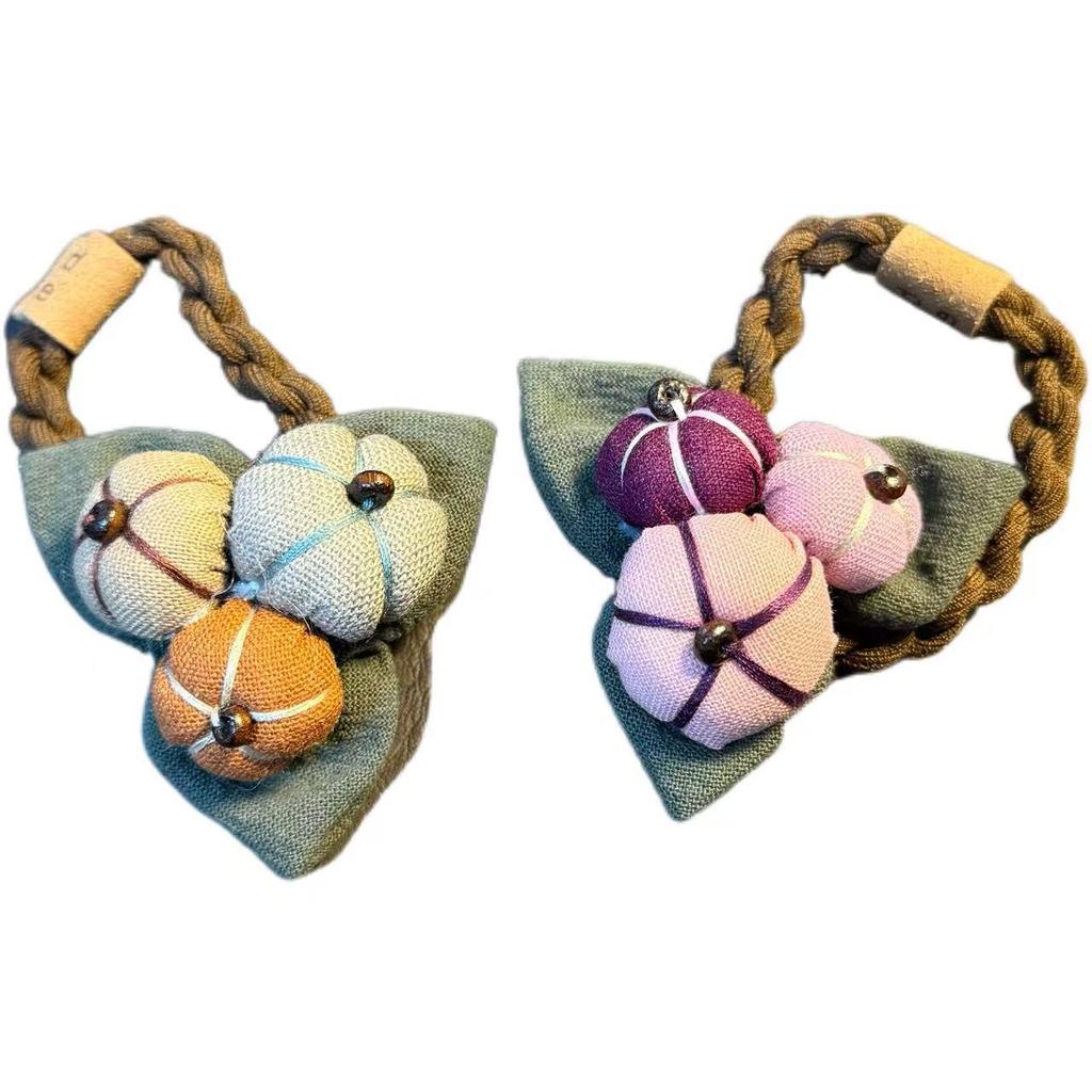 Retro Forest-Style Fabric Hair Tie/Scrunchie: Versatile and Artistic Pumpkin Design for Women.