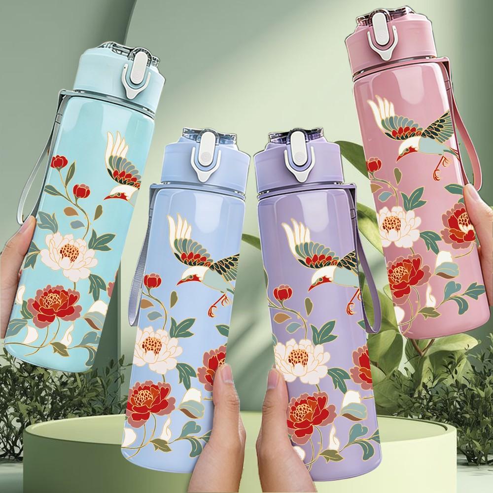 1PC Red Floral Watercolor Vintage Pattern 750ml Color Plastic Sports Water Bottle Leakproof Flip Straw Lid Suitable for Sports Office Home Use