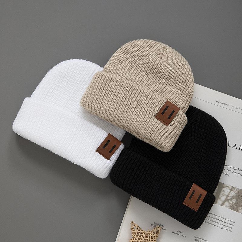Unisex Wool Knit Baby Hat: Warm and Versatile for Ages 1-3