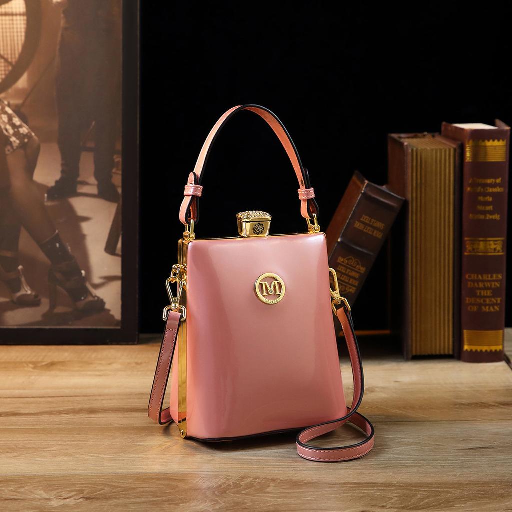 Street Trend Vertical Small Handbag Mobile Phone Bag Patent Leather Glossy Shoulder Messenger Bag Light Luxury Versatile