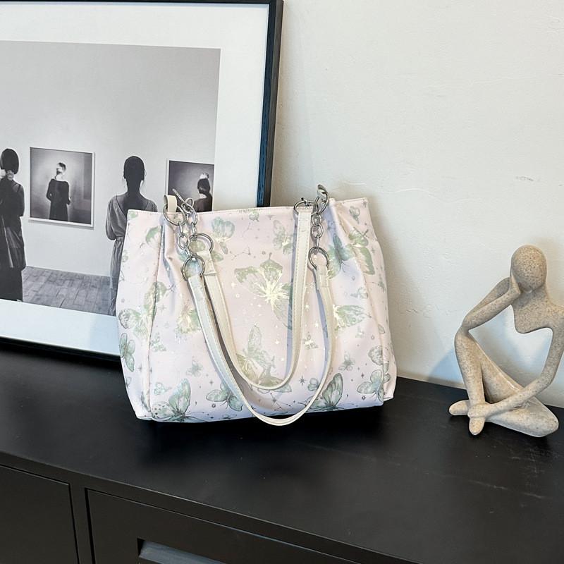 Trendy Pu Leather Shoulder Bag For Women With Unique Print And Zipper Closure