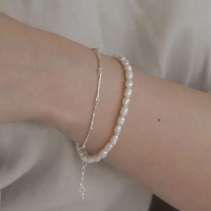 BASIC PEARL BRACELET