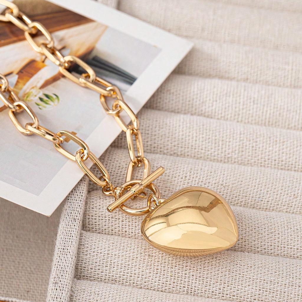 Women's Pendant Necklace, Fashionable and Simple Style, Large Heart-Shaped Pendant, Ot Clasp Necklace Jewelry Gift, Suitable for Women, Valenti