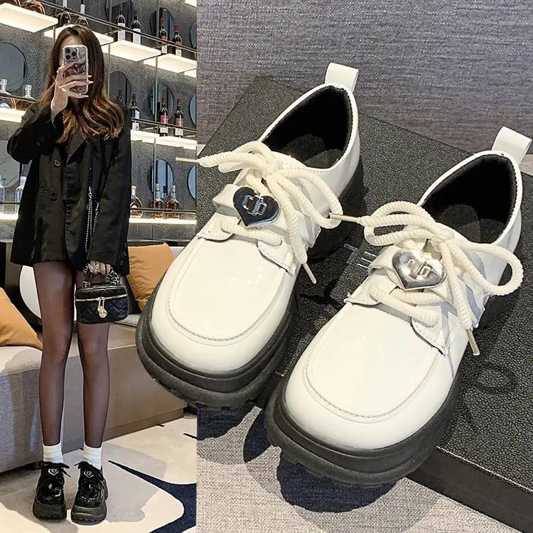 

Британский стиль круглый носок новые осенние туфли-оксфорды на платформе женская обувь мокасины с мехом лакированные балетки из кожи 35