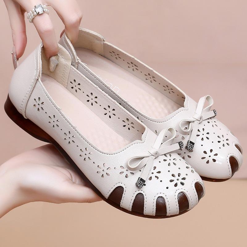 Summer Hollow Shoes Sandals Women's Middle-aged and Old Soft Sole Non-slip Beef Tendon Sole Middle-aged Single Shoes Elderly Hole Leather Shoes