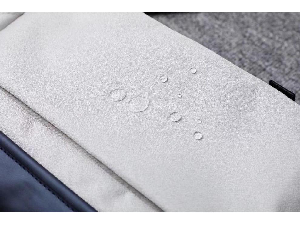 Men's Trendy Large Capacity Crossbody Bag with Magnetic Buckle