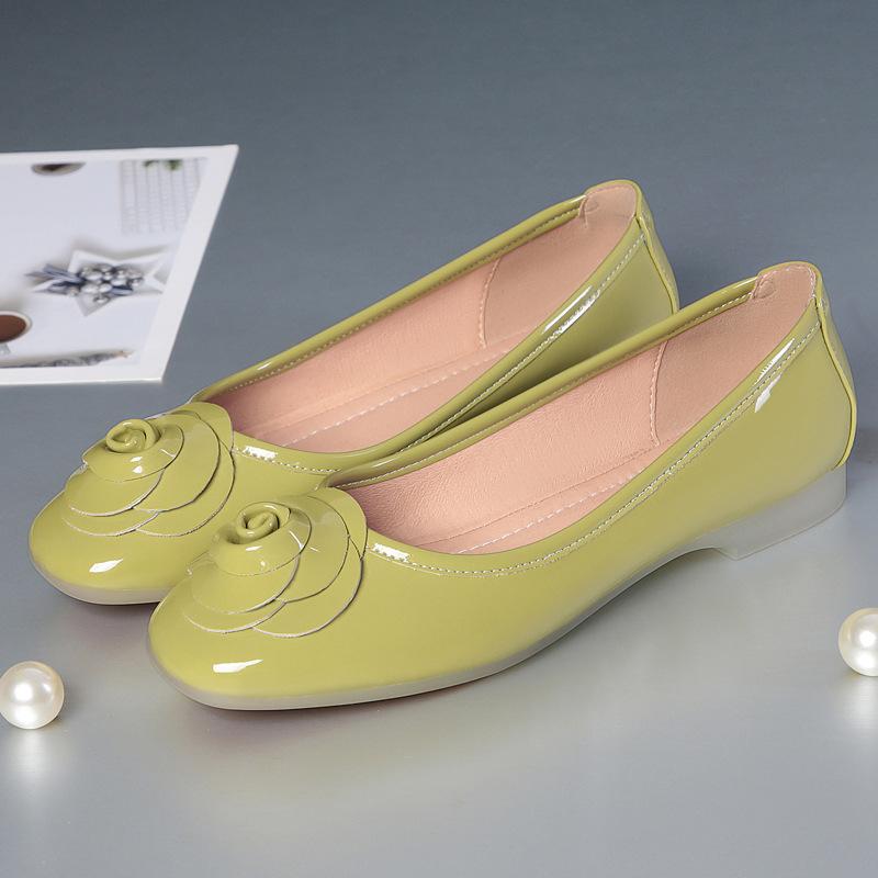 Spring Work Shoes Black Professional Women Comfort Round Toe Shoes Pumps Low-heeled Soft Leather Office Career Formal Shoes