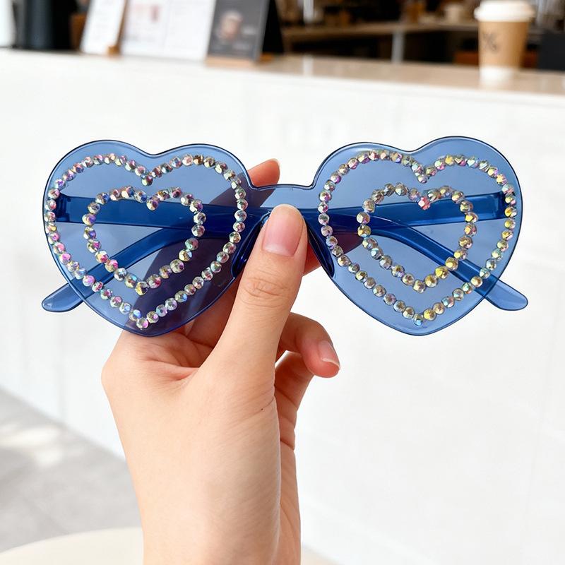 New love diamond-encrusted glasses men's and women's fashion party retro funny ins sunglasses spot