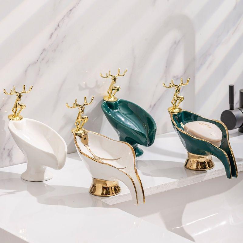 Elegant Ceramic Lotus Soap Dish - White & Green, Punch-Free Draining Design for High-End Bathroom Use