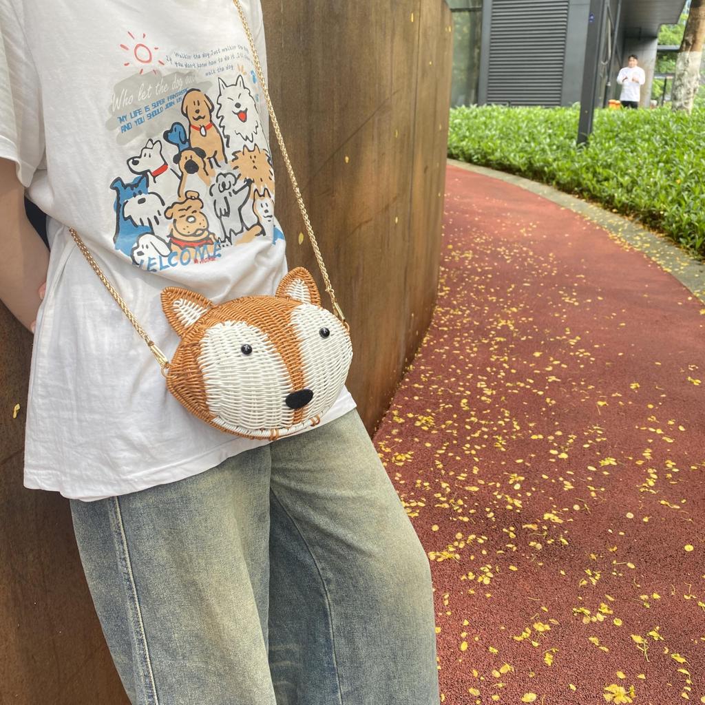 [HABFHN] Handmade Rattan Fox-Shaped Shoulder Bag for Women, 22.5 x 9 x 18cm, Korean-Style Animal Motif, Smartphone Pouch, Coin Purse, Lightweight,