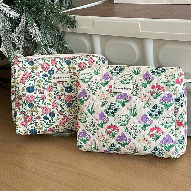 New Women Vintage Flower Cosmetic Storage Handbag Portable Makeup Organizer Cotton Bags Rose Printed Fashion Ladies Make Up Bag