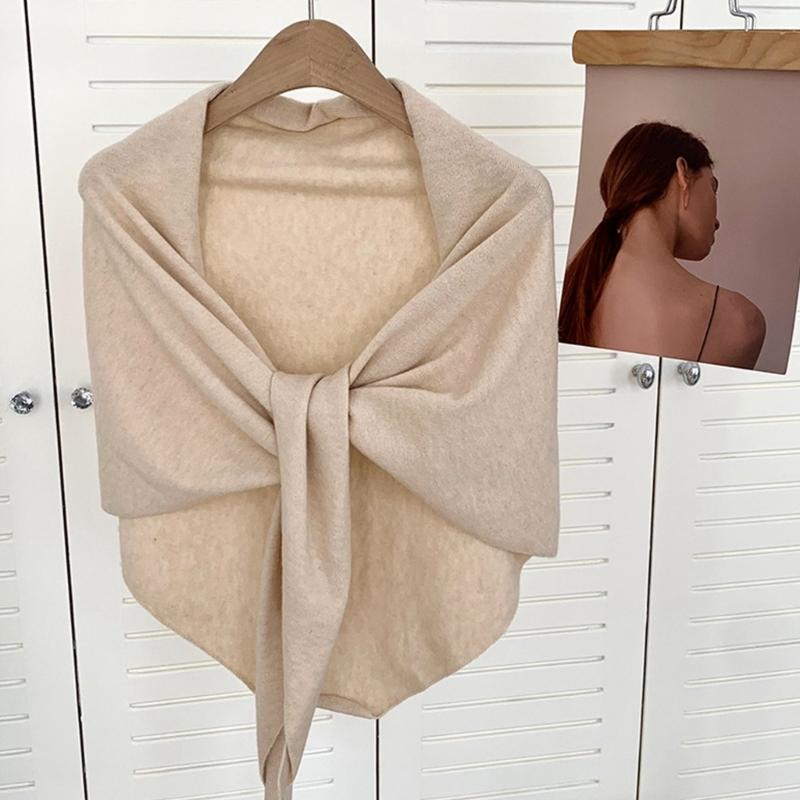 Versatiles Knitted Shawl Light weight Capes Fashionable Breathable Ponchos Warm Winter Accessory