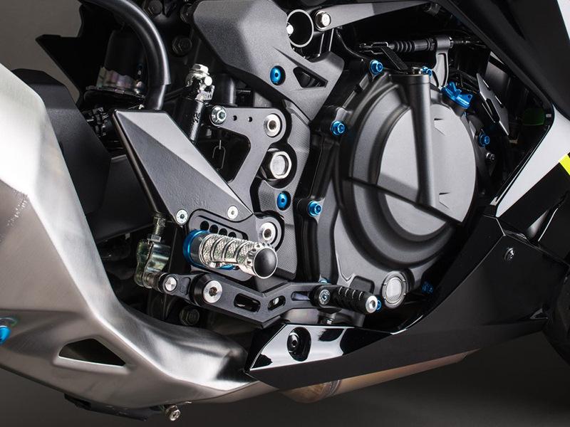 Kawasaki Z400/Ninja 400 (17-24) Modified Raised Footrest Bracket Assembly