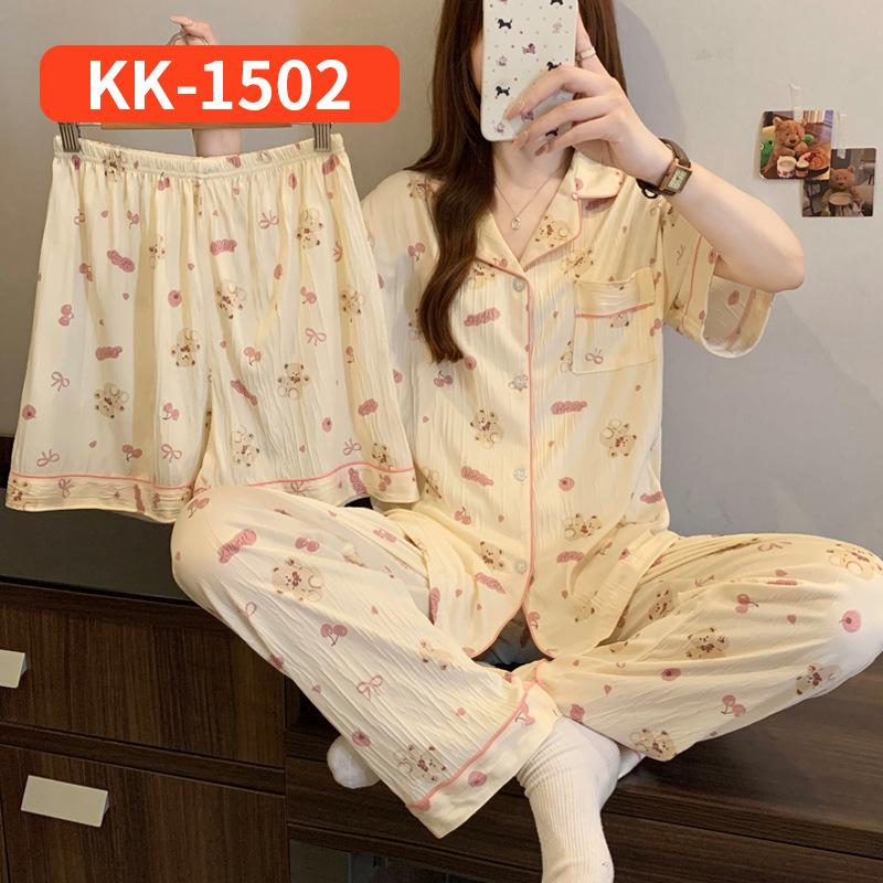 Retro Small Floral High-End Wrinkled Cloth Pajamas Women'S Summer Casual Homewear Short-Sleeved Three-Piece Set