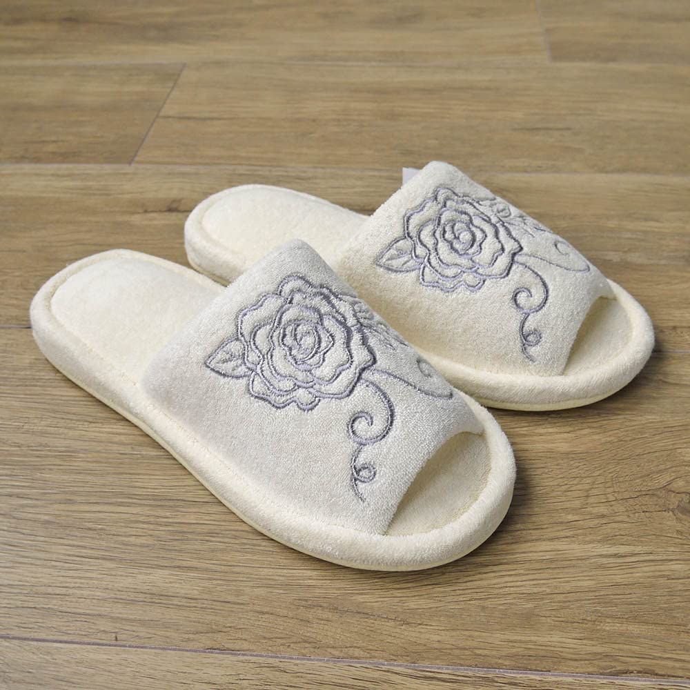 Amazon exclusive toilet mat set without lid cover and paper holder Clear rose Elegant rose pattern Rose Rose [White] "3-piece cover"