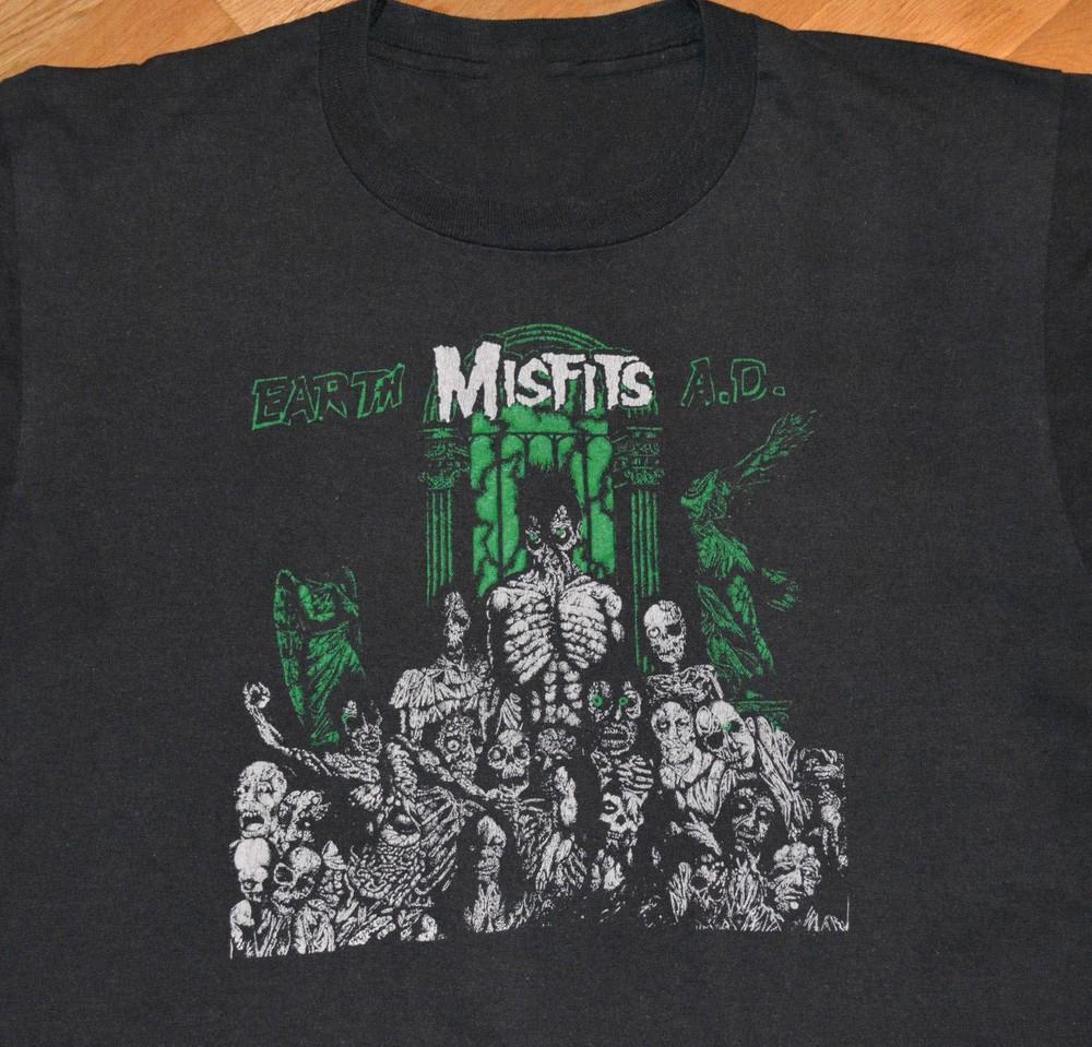 THE MISFITS Beware Black Men S-234XL T-shirt XZ1101 Unisex T-Shirt M