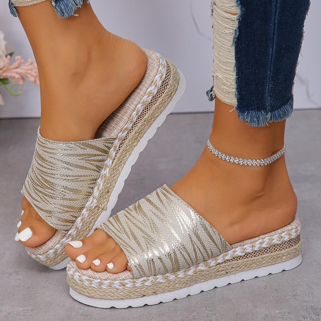 Fashion 2025 New Ladies Shoes Open Toe Women's Slippers Fashion Outdoor Casual Summer Plus Size Light Comfortable Platform Slippers