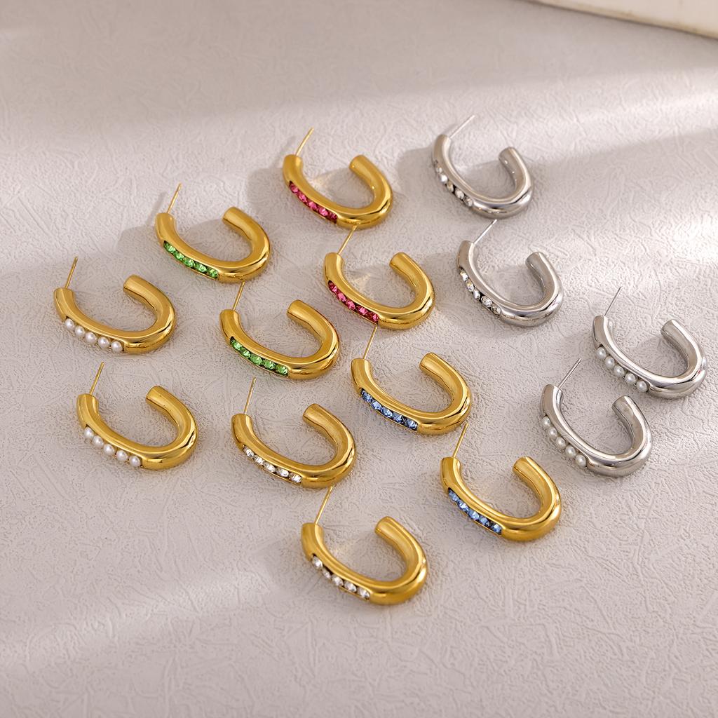 CARLIDANA Vintage and Unique Plain Ring Inlaid with Imitation Pearl Fashion Zircon Jewelry Titanium Steel Gold-plated Earrings