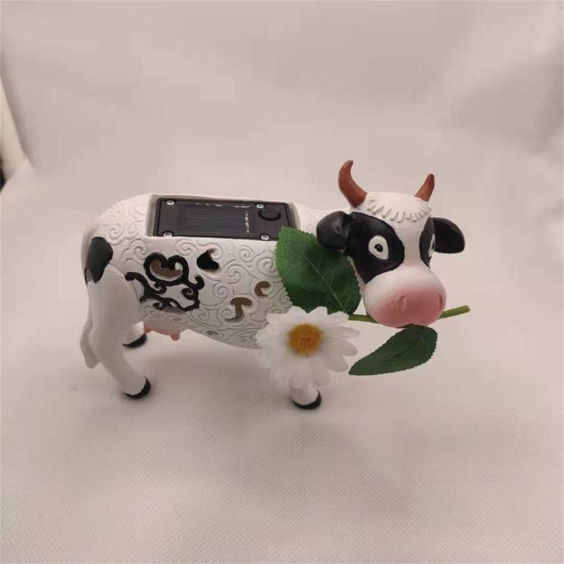 Solar Garden Lights Resin Cow LED Solar Light Color Changing Light Cow Solar Light Solar Outdoor Lights Yard Decoration