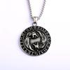 Collana Bussola Vikinga con Testa di Lupo Doppia - Ciondolo Runa in Acciaio Inossidabile per Uomini