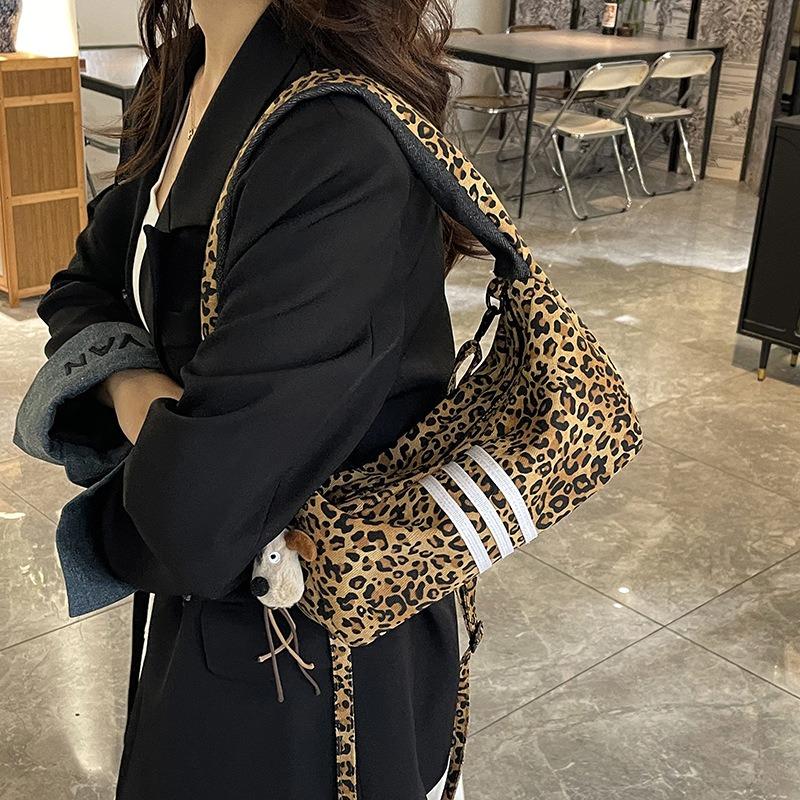 Summer New Handbag Casual Women's Bag Leopard Print Trend Underarm Bag Fashion Shoulder Bag