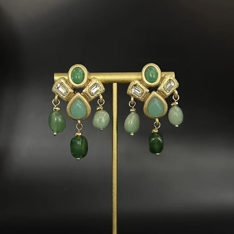 1 paar luxe design oorbellen met synthetische zirkonia, imitatiegroen, perfect als cadeau voor een jubileum, Valentijnsdag of feestje.