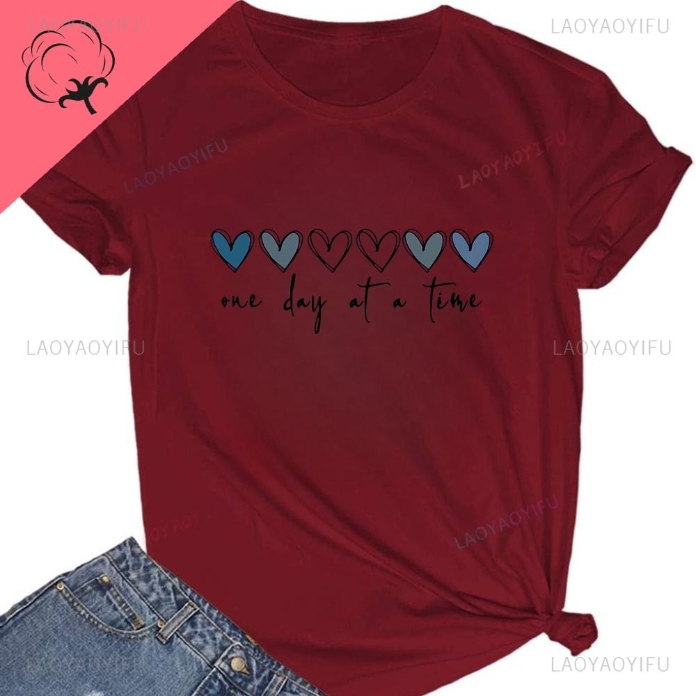 Casual printed Tshirt Day by Day heartshaped design shortsleeved roundneck top Unisexs and woUnisexs pure cotton tshirt