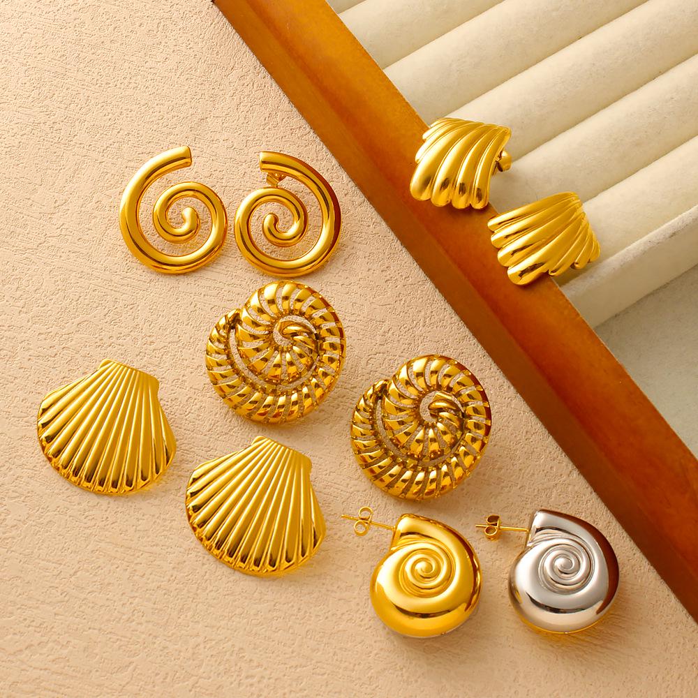 Sommer-Ozean-Serie: 18K Gold Edelstahl Muschel Ohrstecker - Damen Mehrere Stile