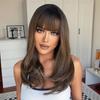 פאות באורך בינוני עם פוני שיער מזויף סינטטי טבעי אומברה בלונד חום גל פאות בוב לנשים פאות סיבים עמידות בחום