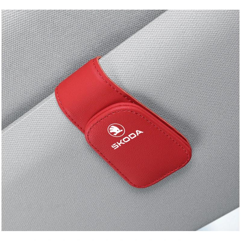 FMO3 Car Logo Sun Visor Glasses Clip Ticket Card Storage Clamp For Skoda Yeti Vrs Kodiaq Kamiq Karoq Octavia Fabia Superb Enyaq Rapid