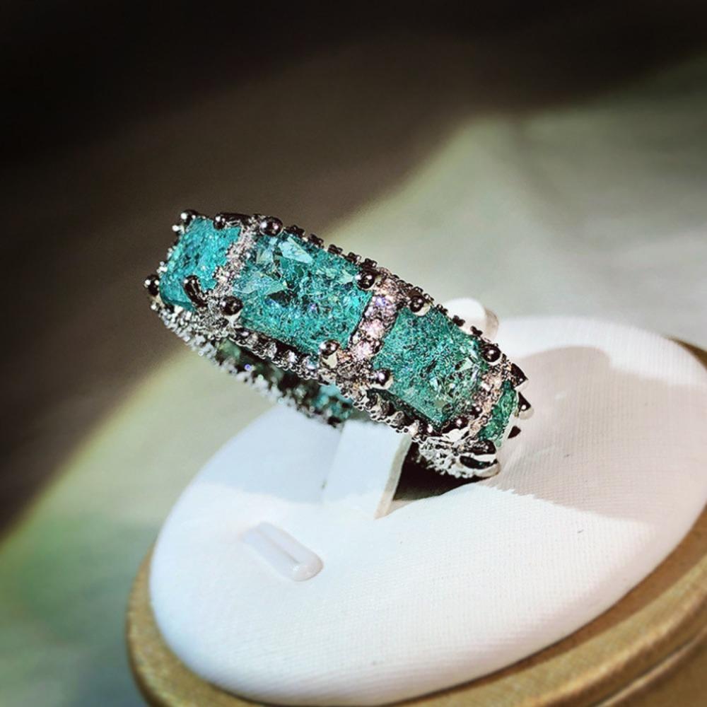 Simulated Gemstone Ring, High-end Jewelry Set with Aquamarine Gemstone Topaz Ring Fashion Wedding Jewelry Gift