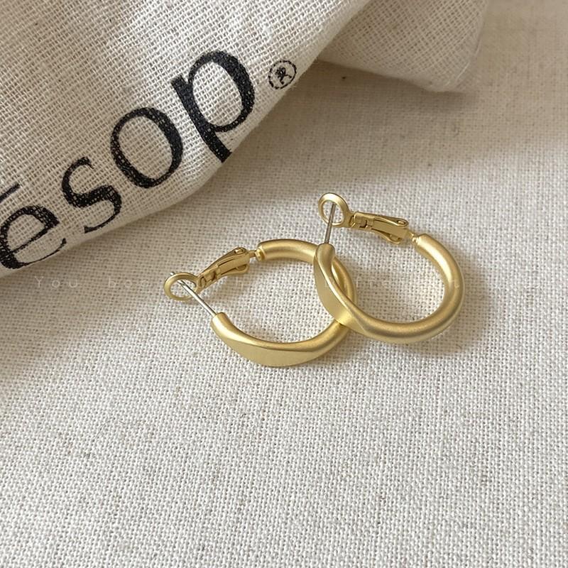 ins cold wind s silver needle ear ring earrings new popular stud earrings niche design sense advanced