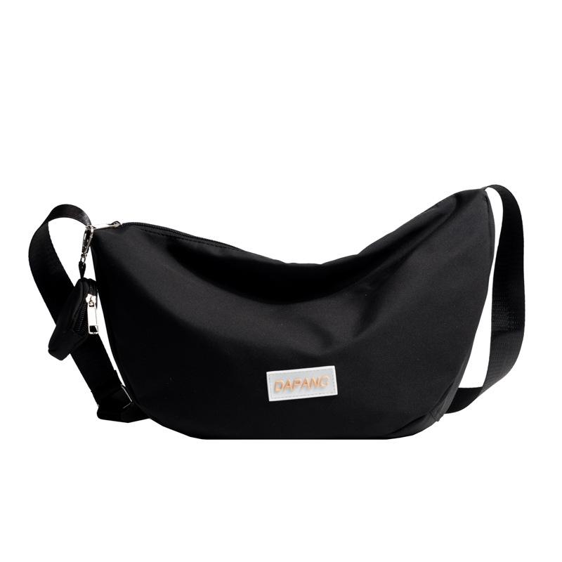 

Nylon messenger women s bag winter new trend dumpling bag light sports fanny bag simple fashion shoulder armpit bag