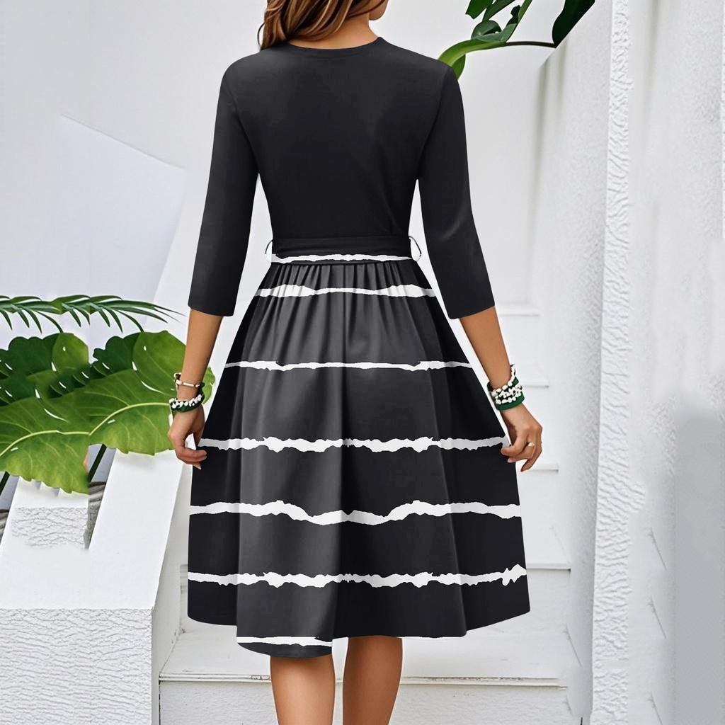 Women's Fashion Casual Waistband Seven Sleeve Round Neck Striped Flowy Dresses