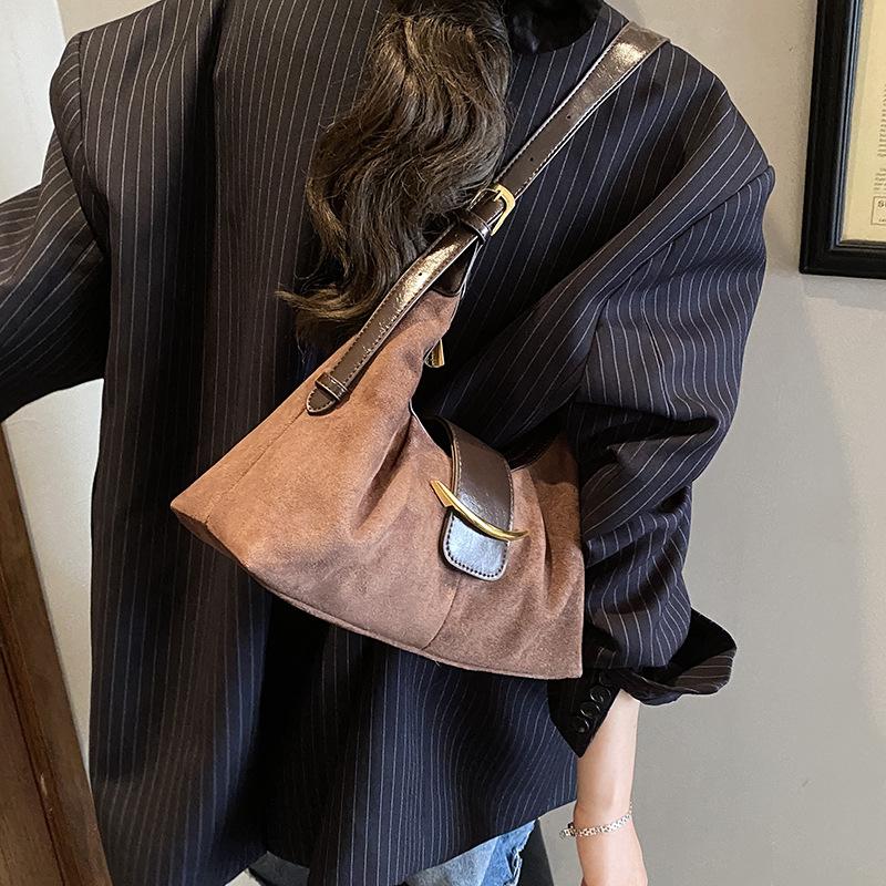 Autumn and Winter Bags Women's 2025 New Trendy High-end Sense Retro Popular Fashion Versatile Shoulder Bag Crossbody Dumpling Bag