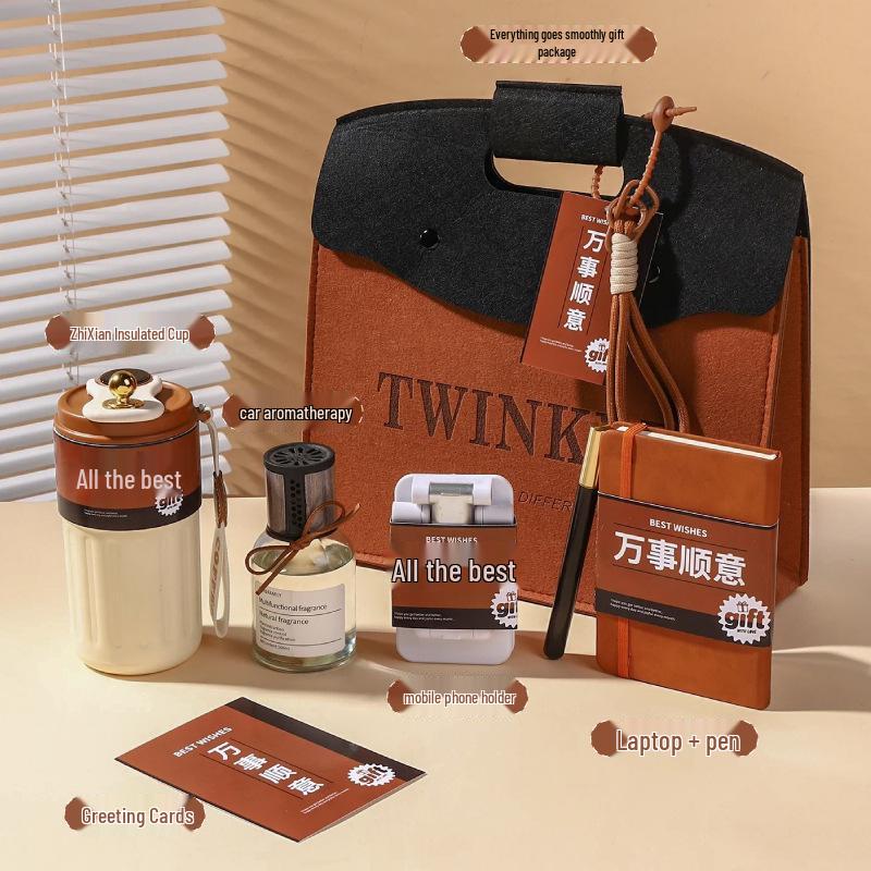 2026 Corporate New Year's Gifts: Unique Employee and Colleague Souvenirs for Team Building