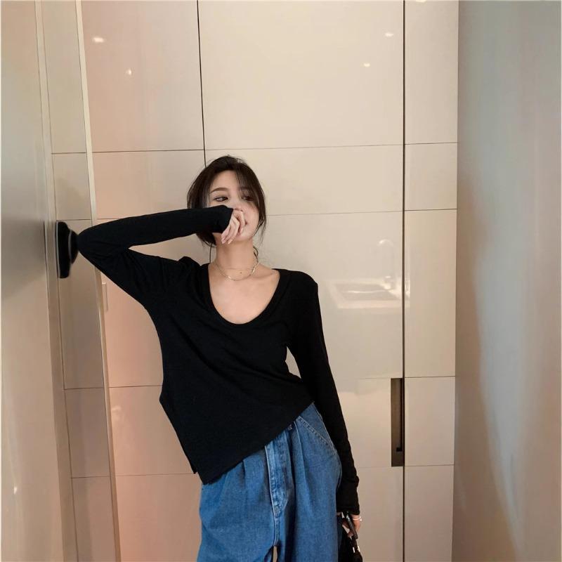 T-shirt Women Slim Sexy Low Neckline White Style Long Sleeve with A Base Shirt Autumn New Slim Top