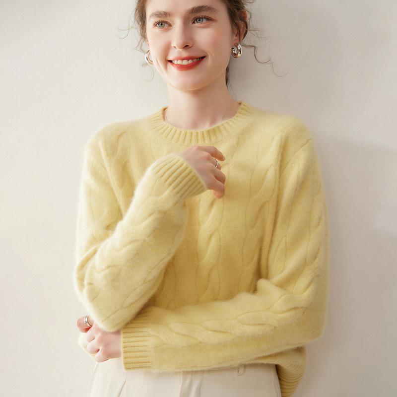 Women's Fashionable Cashmere Cable Knit Pullover - Solid Color, Round Neck, Drop Shoulder, Age-Reducing Wool Sweater